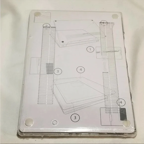 Speck see true clear 13 MacBook cases - Picture 2 of 6